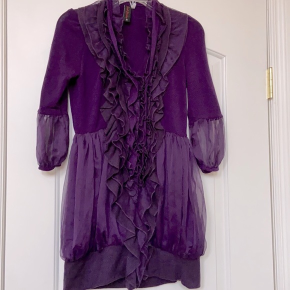 Cute purple sweater in size S - Picture 1 of 9